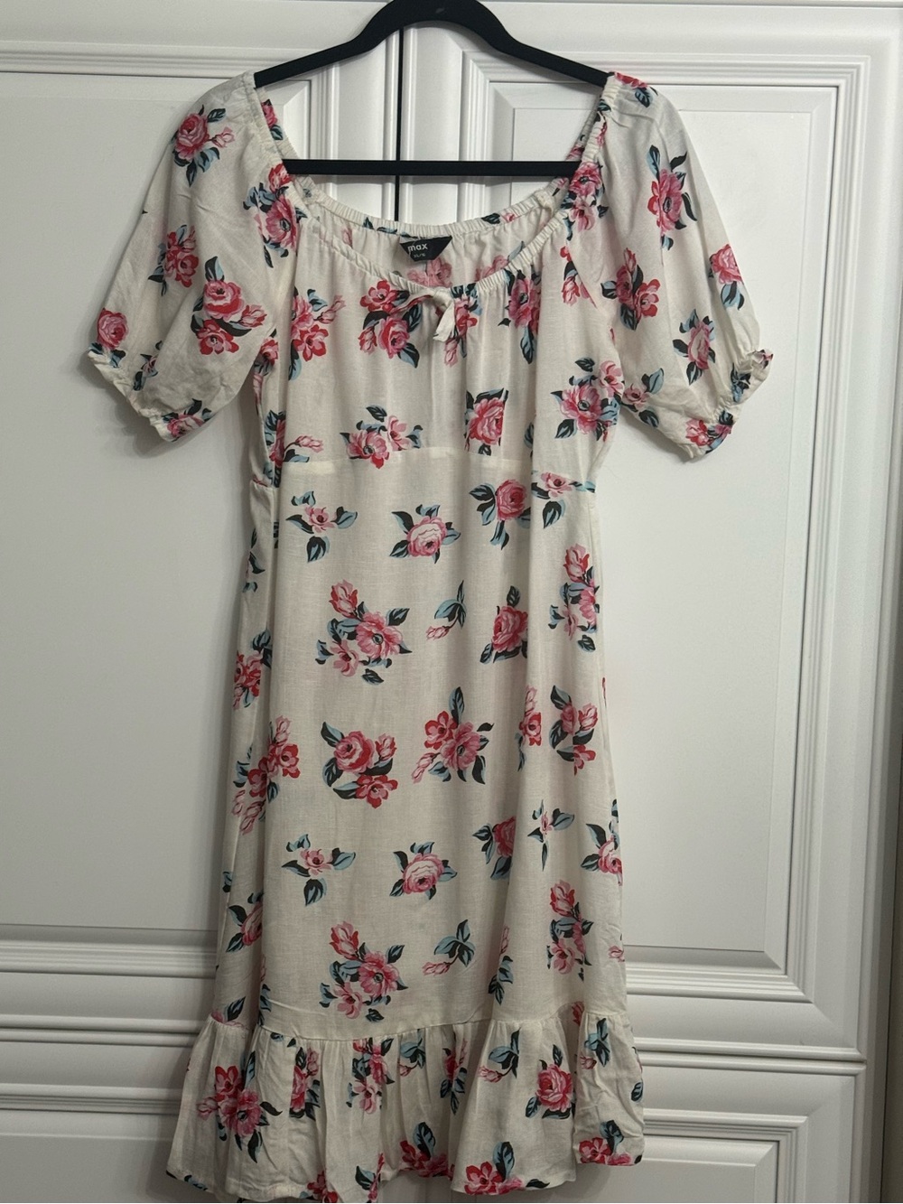 NWT Max Size XL Cream Midi Dress with Pink Floral Print Short Puff Sleeves